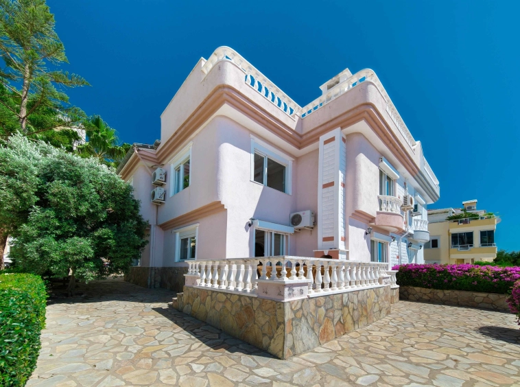 4+1 Villa with full Seaview in Kargicak, Alanya