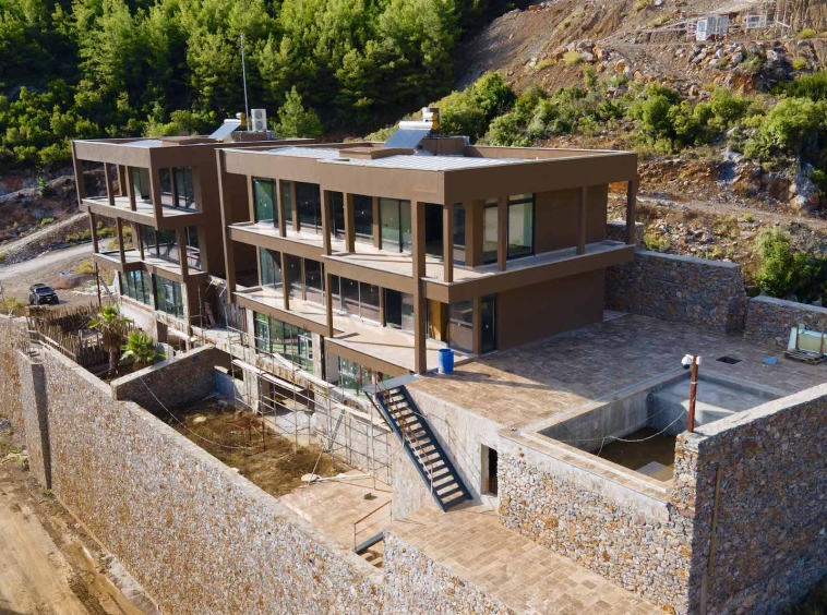 5+1 Luxury Villa 1.000 m2 land in Tepe, Alanya