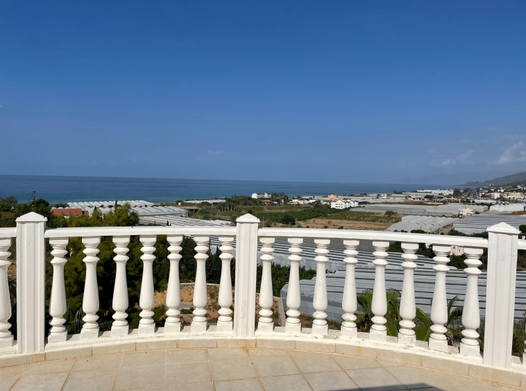 4+1 Seaview Villa in Demirtas, Alanya