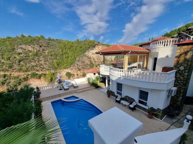 4+1 Dublex Villa with Seaview