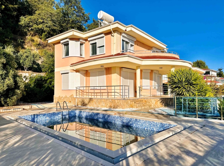 3+1 Full Seaview Villa in Kestel